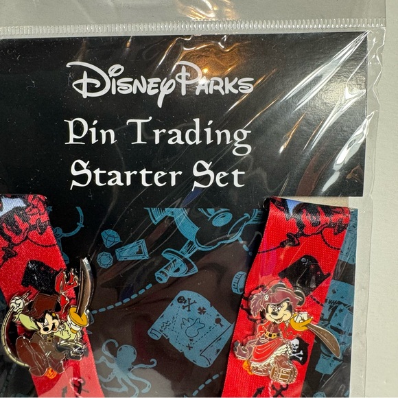 NWT. Disney pin set. Pirates Of The Caribbean Starter Set. 4 Pins of pirates - Picture 2 of 13